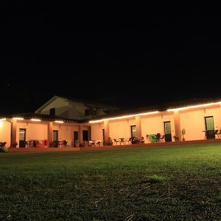 Agriturismo Valle Martina サトゥルニア エクステリア 写真