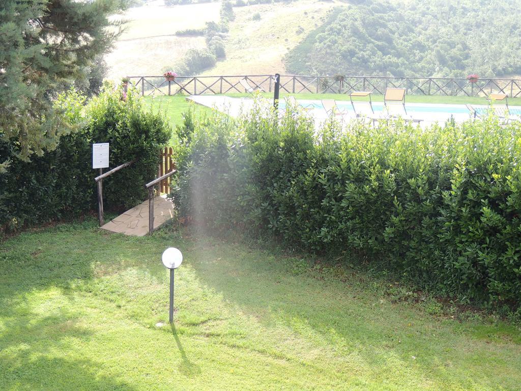 Agriturismo Valle Martina サトゥルニア エクステリア 写真