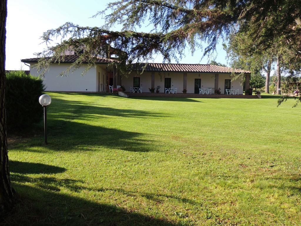 Agriturismo Valle Martina サトゥルニア エクステリア 写真