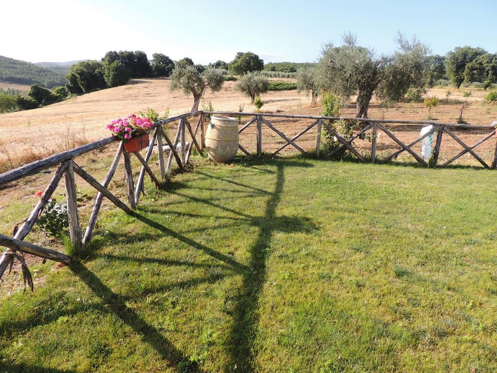 Agriturismo Valle Martina サトゥルニア エクステリア 写真