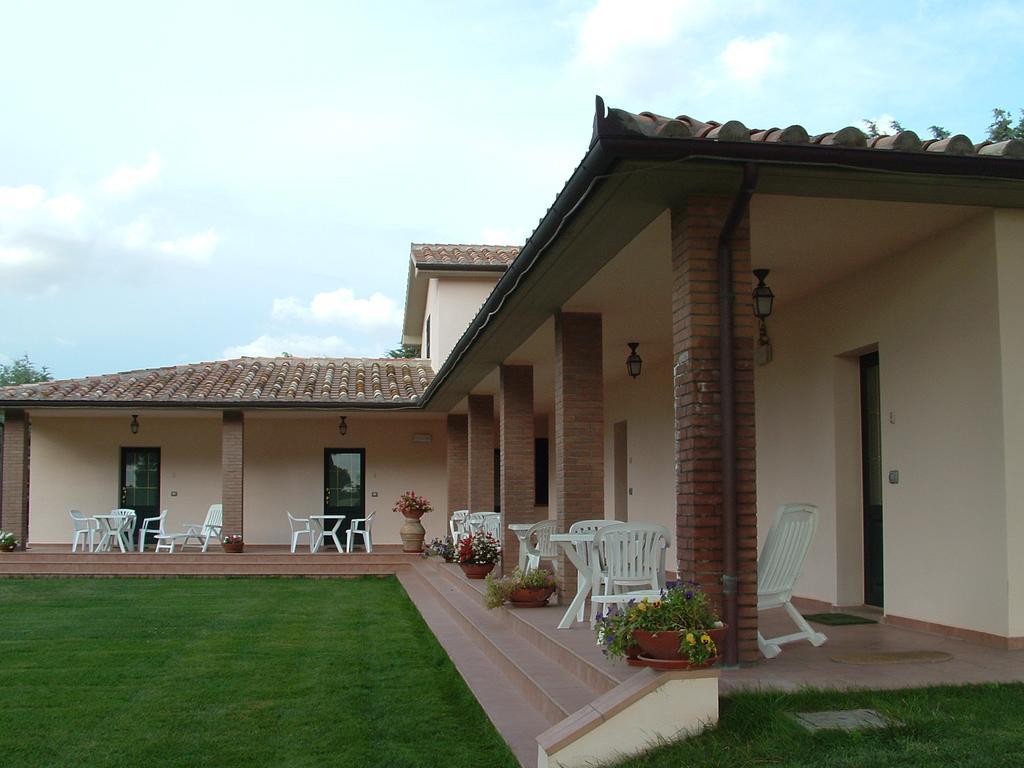 Agriturismo Valle Martina サトゥルニア エクステリア 写真